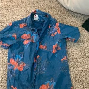 Quiksilver Hawaiian unisex button down!